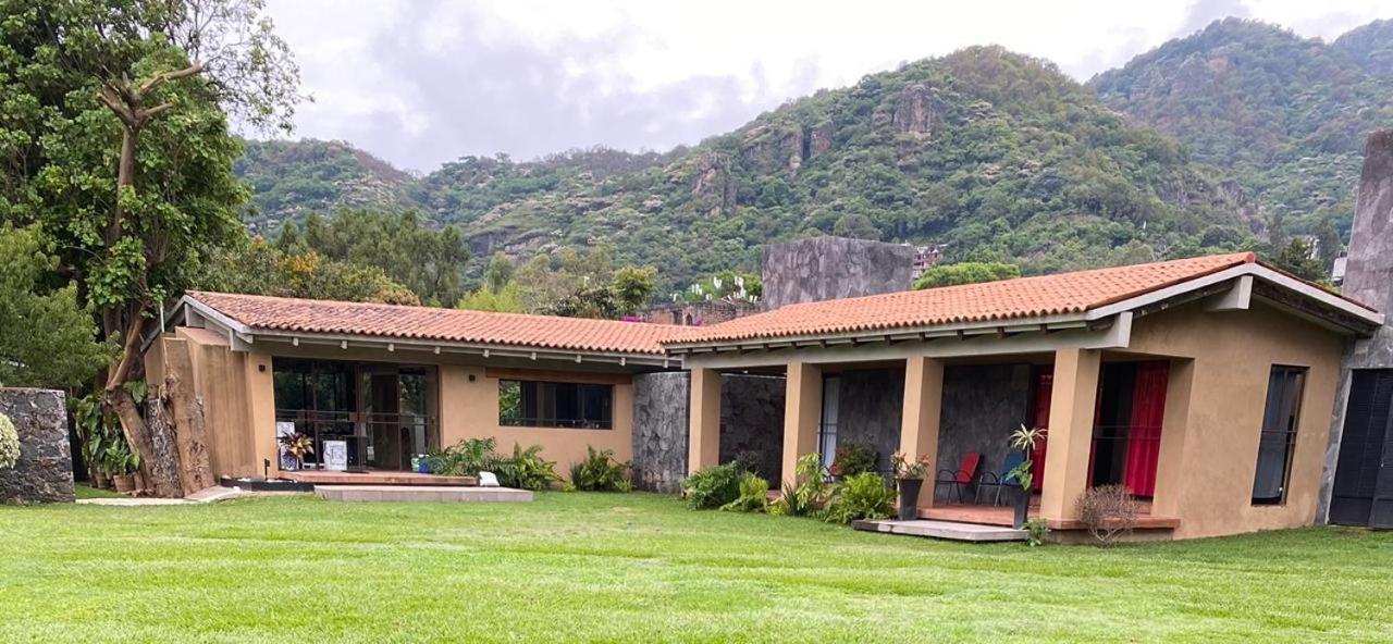 Hostal Villa Quieta Tepoztlan Bagian luar foto